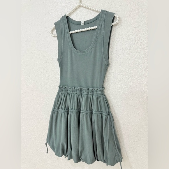 Daily Practice by Anthropologie Mini Bubble Dress
Ribbed Solid Smocked Sz S - Picture 6 of 14